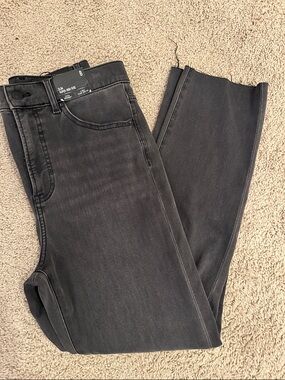 Express Women's Skinny Jeans in Washed Black